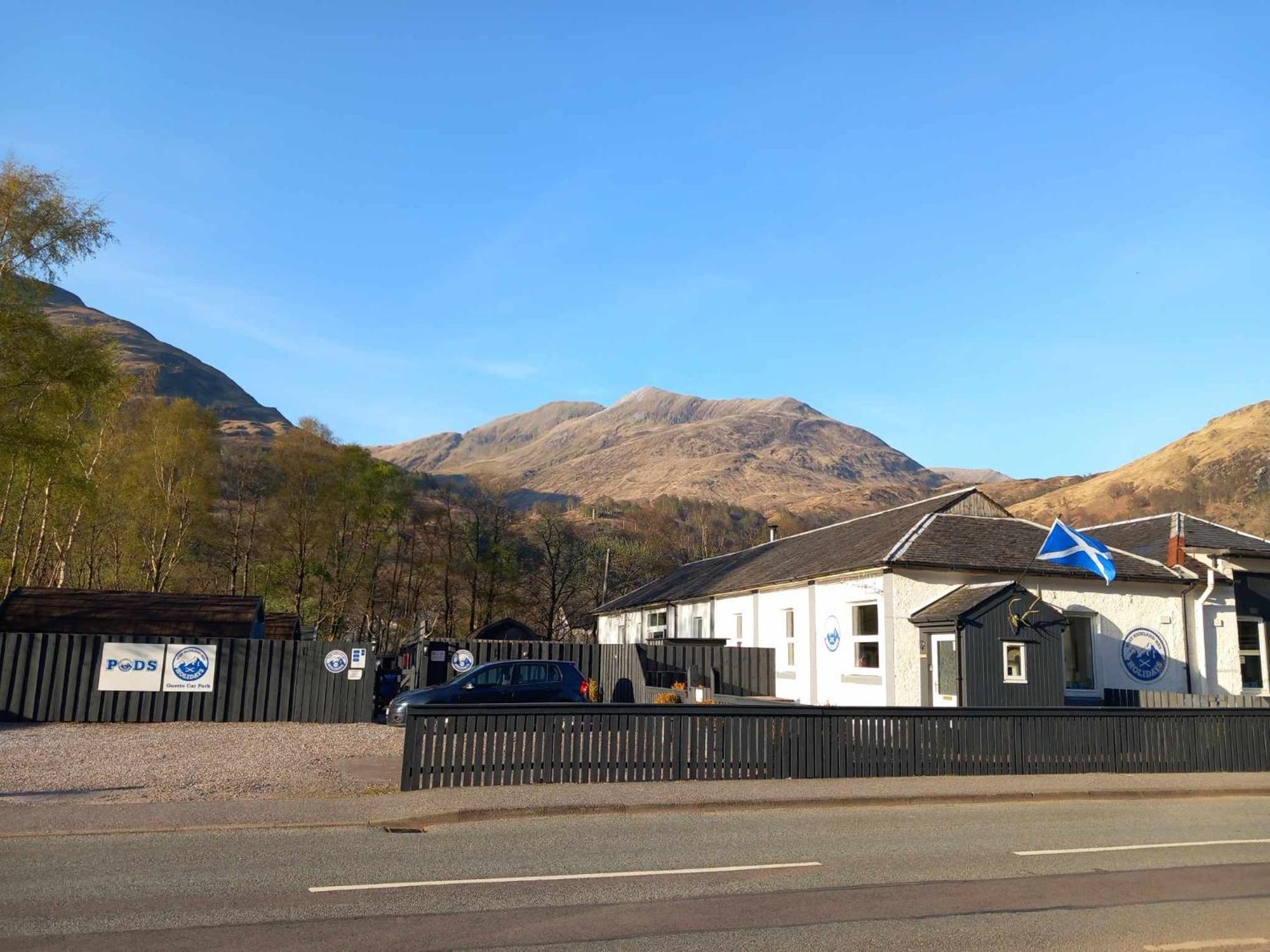 Nevis Pod, West Highland Way Holidays Kinlochleven Exterior photo
